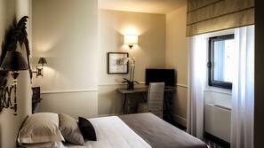 Premium bedding, down duvet, minibar, in-room safe