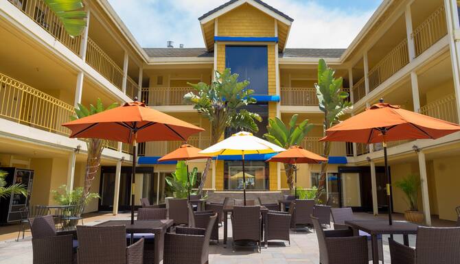 Hotel Solares In Santa Cruz Ca Expedia