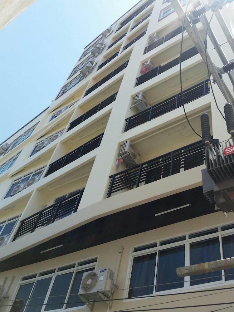 The C Park Et 2018 Room Prices Deals Reviews Expedia Balcony View Featured Image