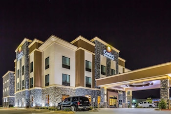 Comfort Inn & Suites Moore - Oklahoma City