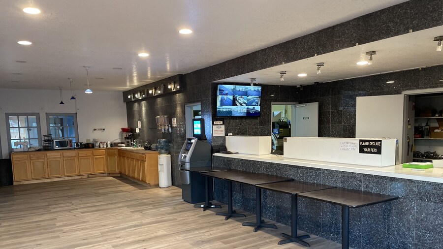 Capital Inn