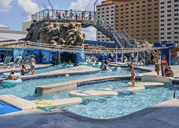 Margaritaville Resort Biloxi Biloxi Room Prices Reviews Travelocity