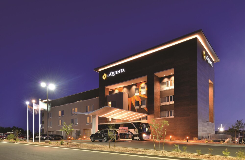 La Quinta Inn Page At Lake Powell Az 70 Kaibab Rd 86040 Hotel 1 Of 122