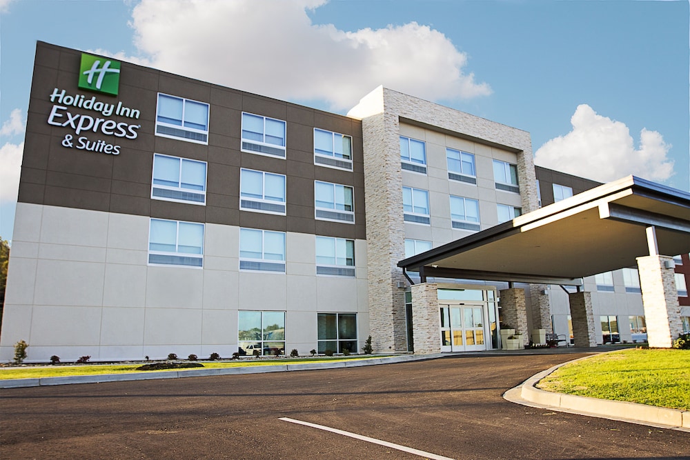 Holiday Inn Express & Suites Greenwood Mall, an IHG Hotel in Greenwood