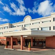 Top 10 Hotels In Naugatuck Ct 52 Hotel Deals On Expedia Wyndham Southbury