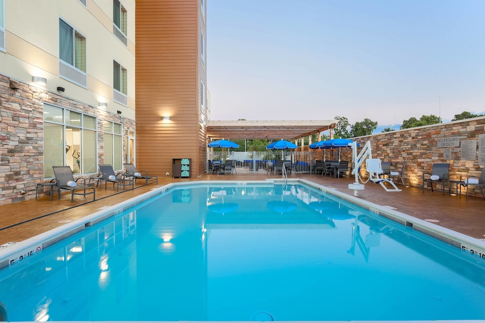 Fairfield Inn & Suites by Marriott Alexandria in Alexandria Best
