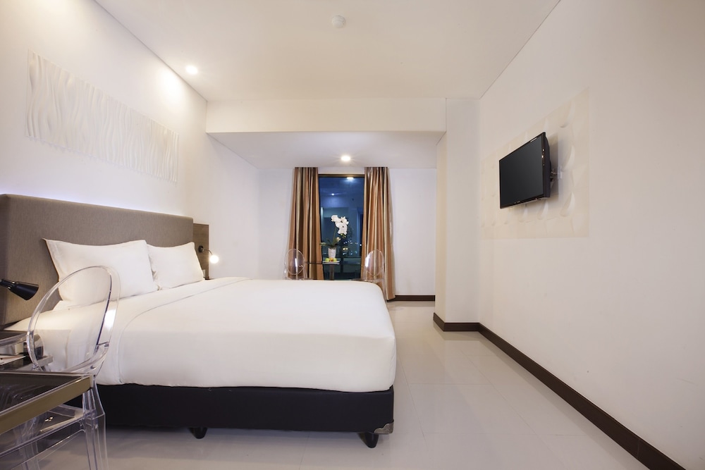 Verse Hotel Cirebon in West Cirebon | Best Rates & Deals on Orbitz