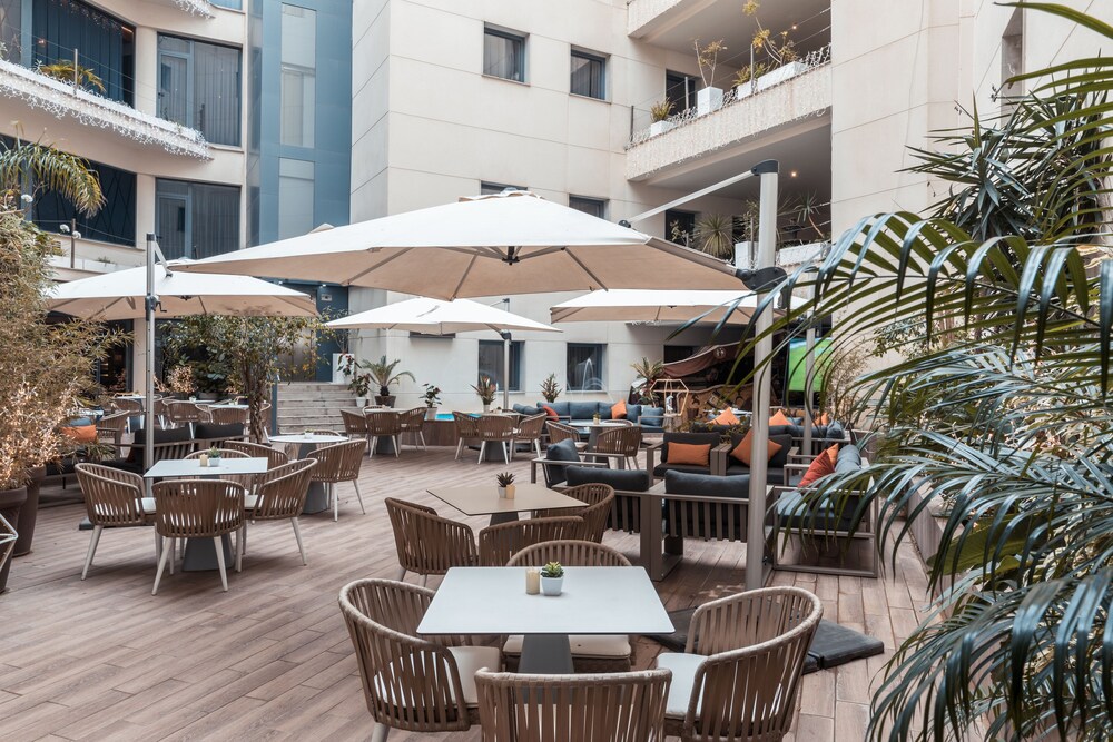 Room Deals for AZ Hôtel Zeralda, Algiers starting at | Hotwire
