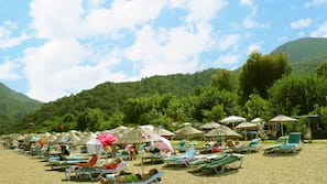 Private beach, sun-loungers, beach umbrellas, motor boating