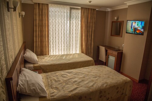 Grand Merin Hotel 2018 Pictures Reviews Prices Deals Expedia Ca