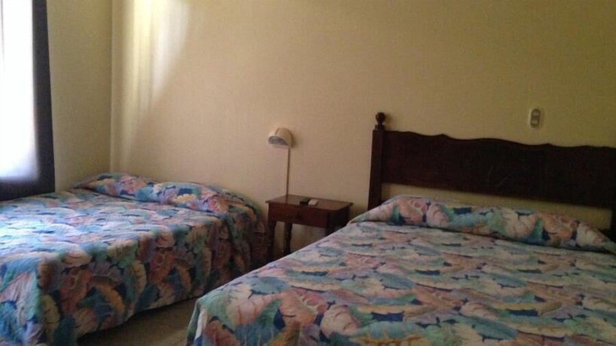 Hotel Flor de Itabo