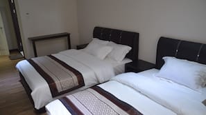 In-room safe, desk, iron/ironing board, free WiFi