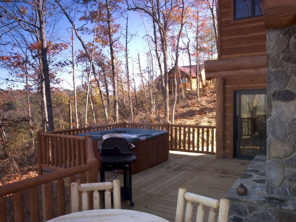 Book Watershed 12 3 Br Cabin By Redawning Bryson City Hotel Deals