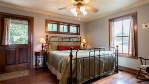2 bedrooms, individually decorated, free WiFi