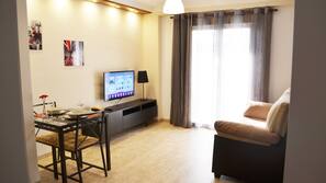 39-inch flat-screen TV with satellite channels