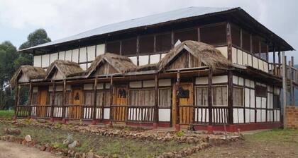 Bwindi Hostel/Backpackers Lodge