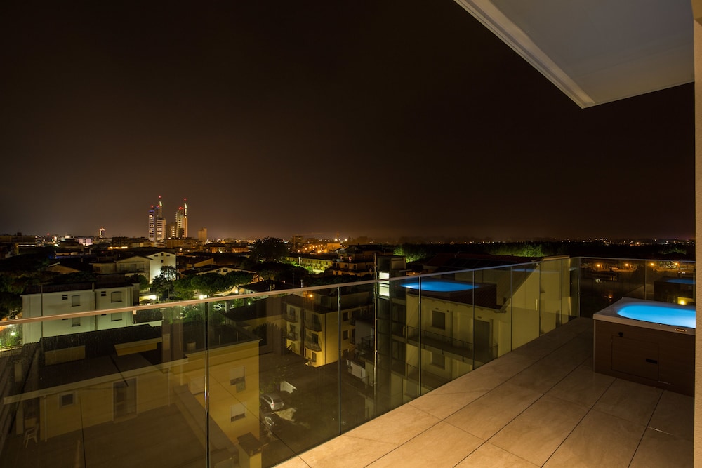 Foto - Sunrise Palace