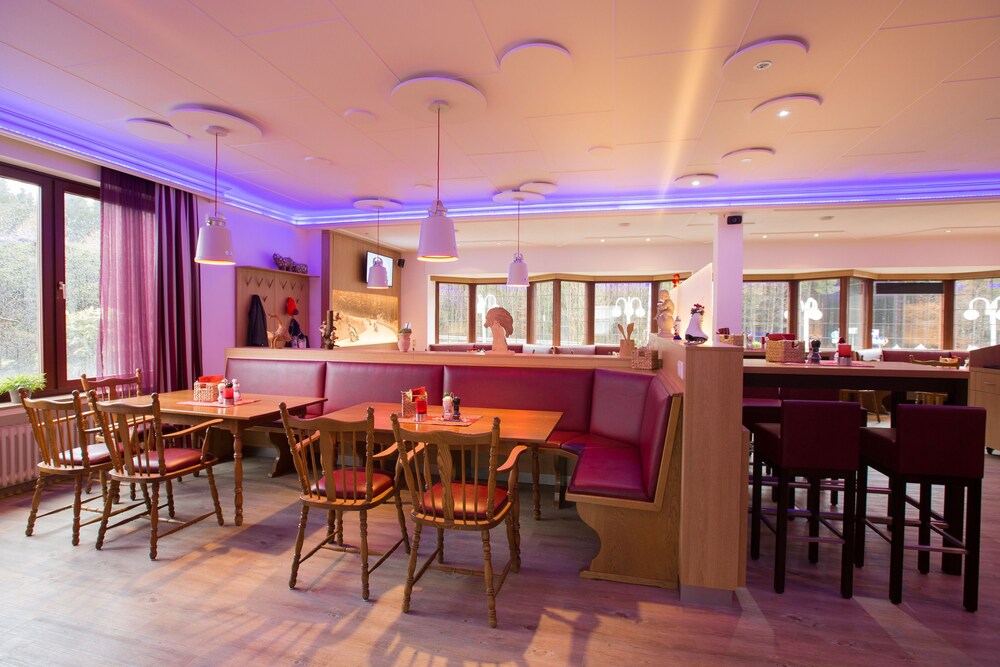 Winterberg Hotel Restaurant Zur Sonne Winterberg Hotel Restaurant Zur Sonne