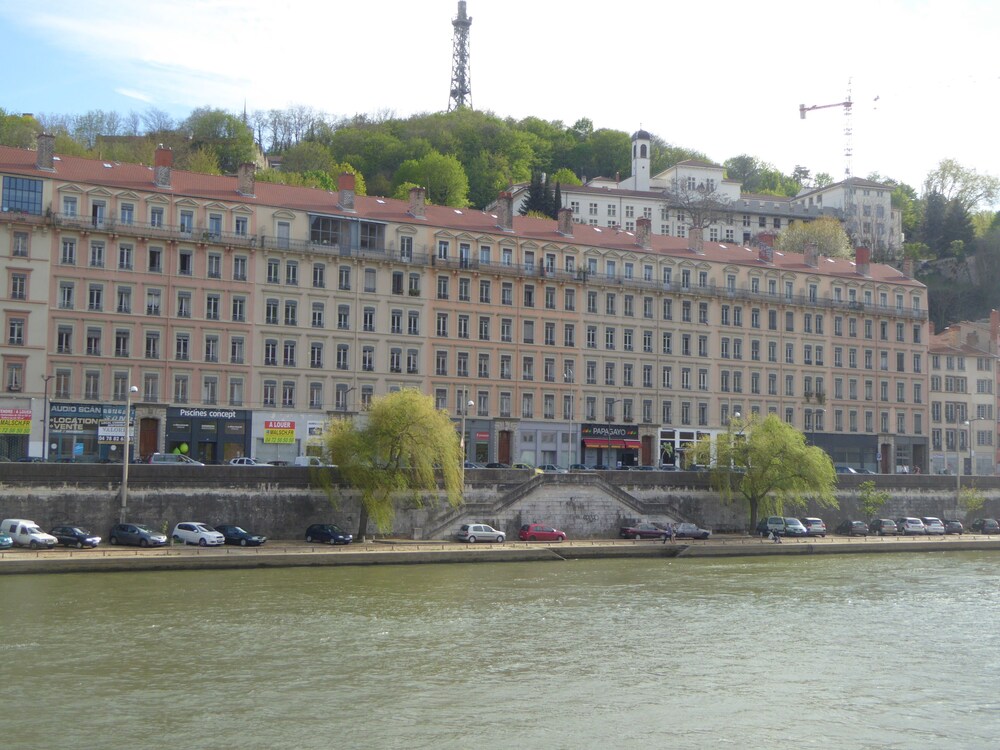 Hotel La Grange De Fourviere Lyon Hotel La Grange De Fourviere Lyon
