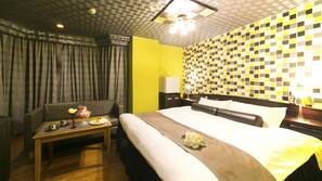 Minibar, individually decorated, desk, blackout drapes