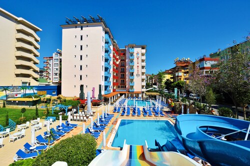 Visit Alanyum Shopping Mall In Alanya Expedia