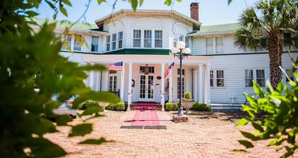 Putnam Lodge Hotel and Spa
