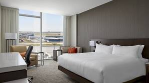 Premium bedding, down comforters, in-room safe, desk