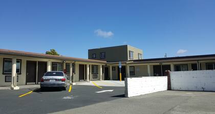 Fortuna Redwood Inn