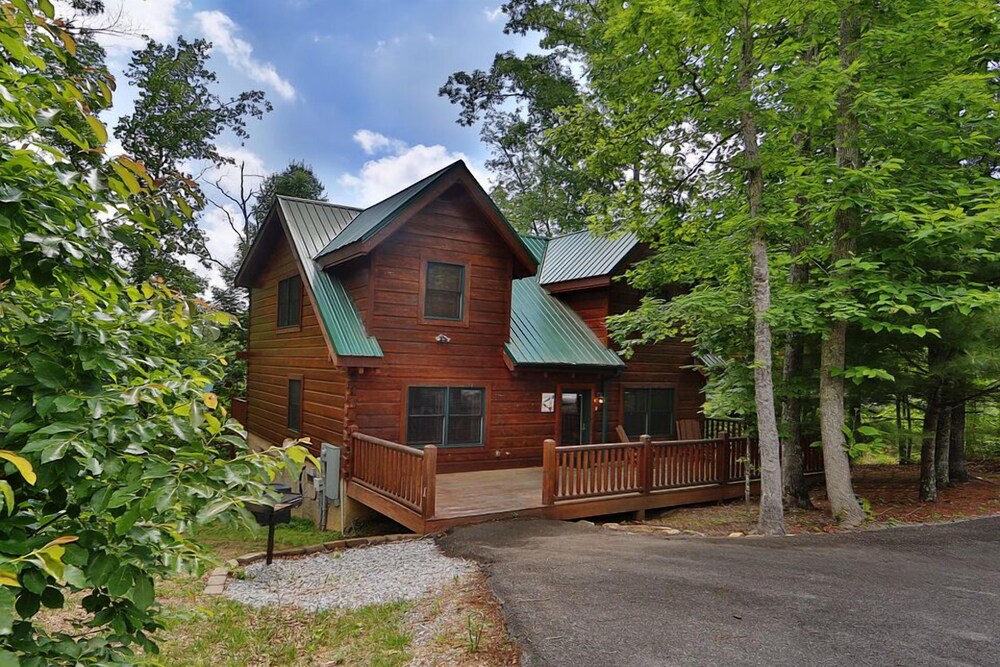 Mountain Majesty 2 Br Cabin By Redawning In Gatlinburg Pigeon