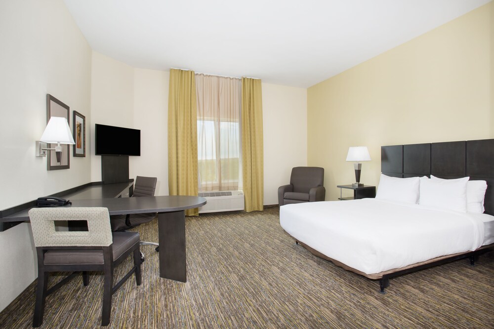 Candlewood Suites Longmont, an IHG Hotel