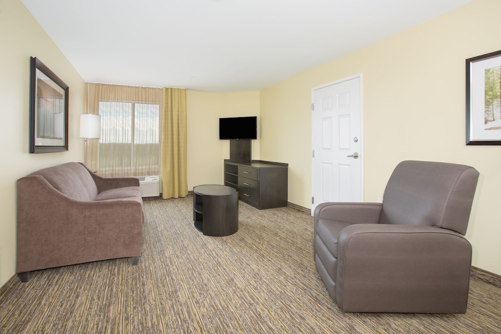 Candlewood Suites Longmont, an IHG Hotel