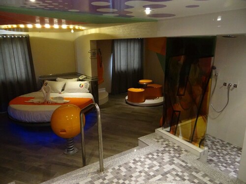 Hotels Near Levita Centro De Escalada 13 Ebookers Com