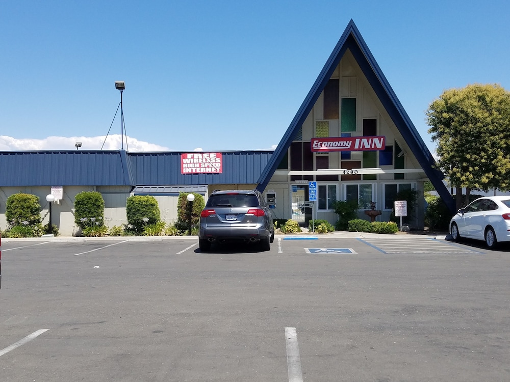 Economy Inn in Fresno, United States
