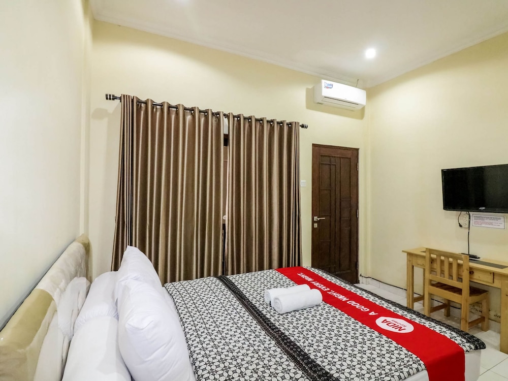 Hotel Smoking Room Depok Hotel Smoking Room Depok