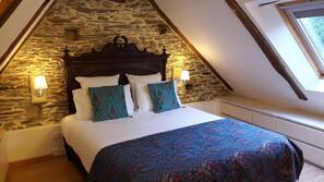 1 chambre, décoration personnalisée, ameublement personnalisé