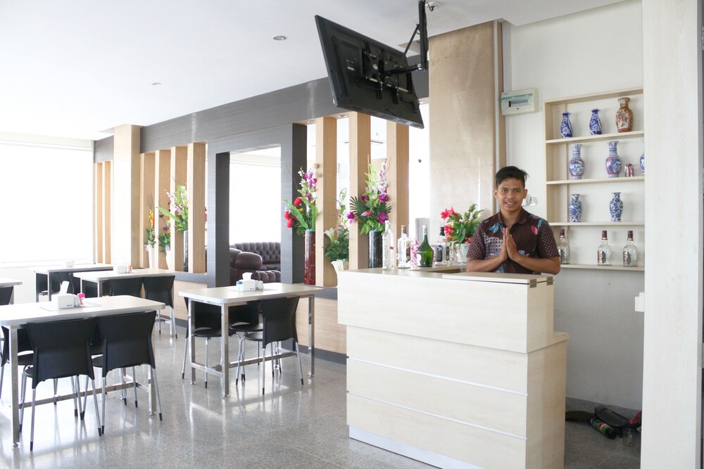 Book Airy Batu Aji Aviari Suprapto Batam  Batam Hotel Deals