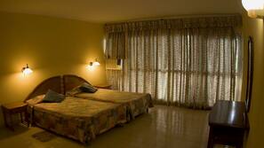 Blackout drapes, linens