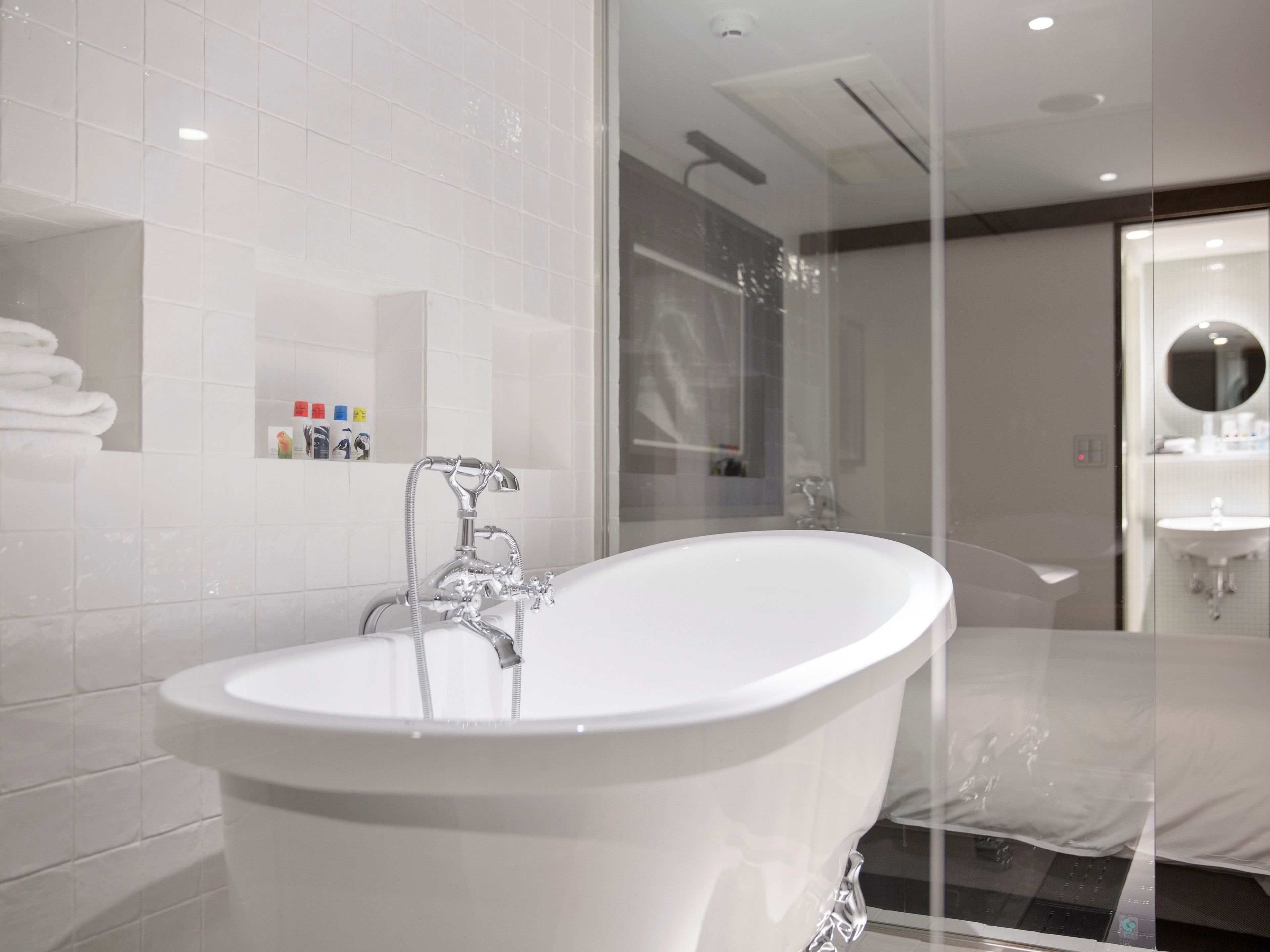 ロックスターホテル 口コミ 部屋写真 料金 お得情報 エクスペディア