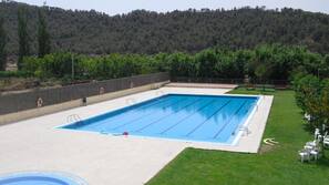 Piscine extérieure (ouverte en saison)