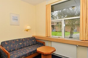 Double Room | Living area | TV