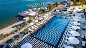 Indoor pool, seasonal outdoor pool, free pool cabanas, pool umbrellas
