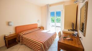 Minibar, una cassaforte in camera, una scrivania