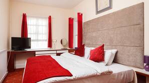 Desk, iron/ironing board, free WiFi, linens