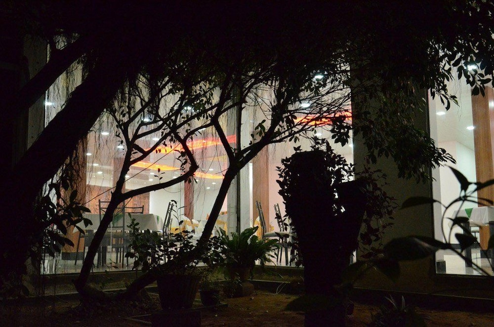 Jade Way Hotel & Resort in Tissamaharama, Sri Lanka