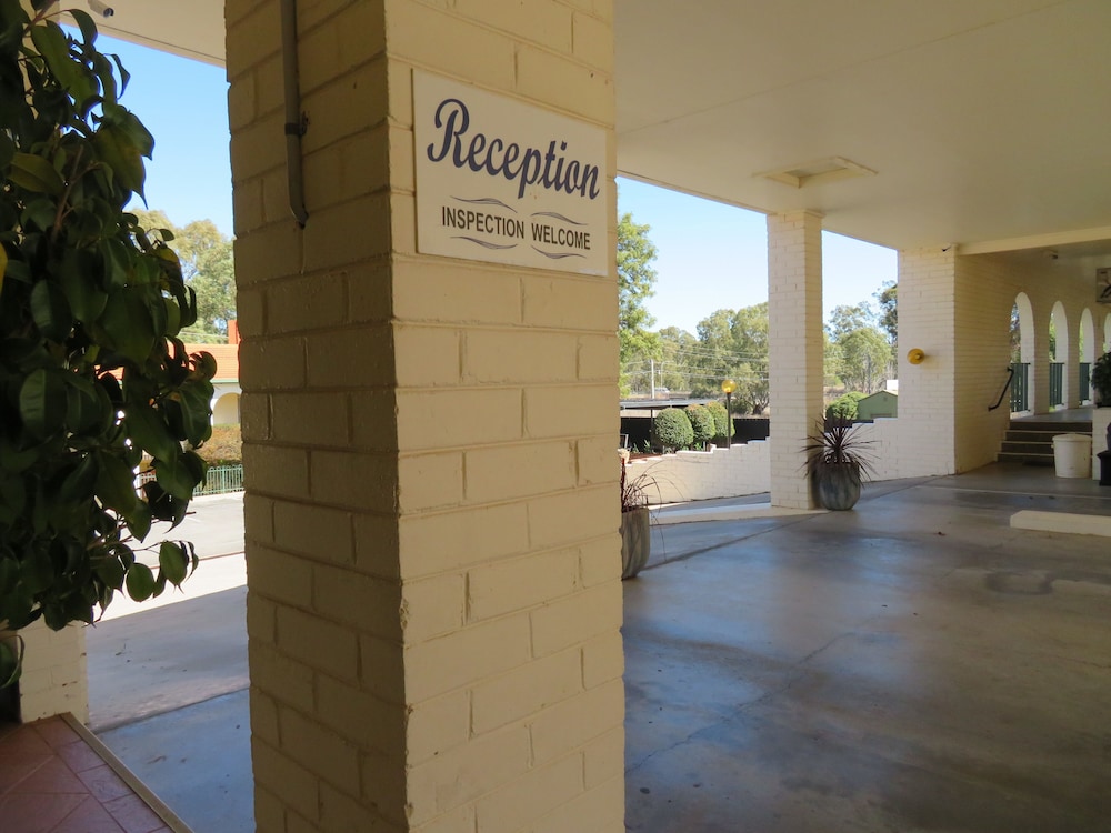 Bishops Lodge Narrandera