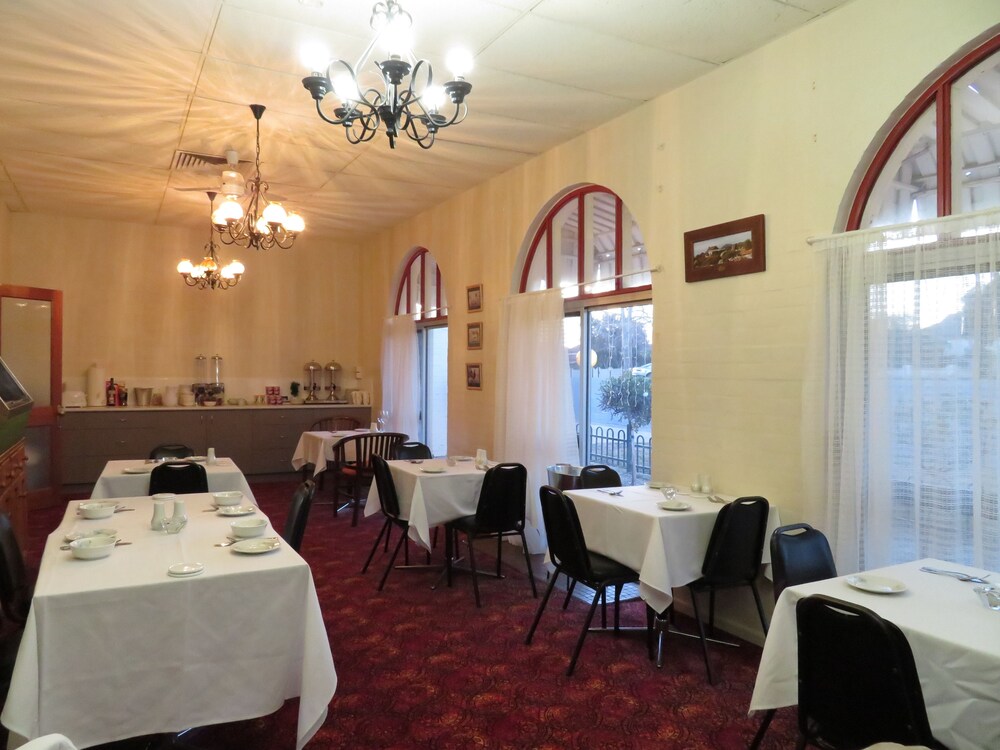Bishops Lodge Narrandera