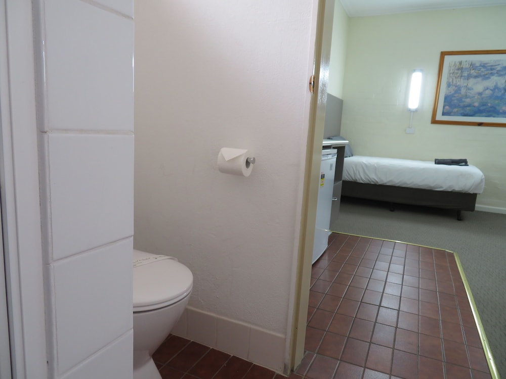 Bishops Lodge Narrandera