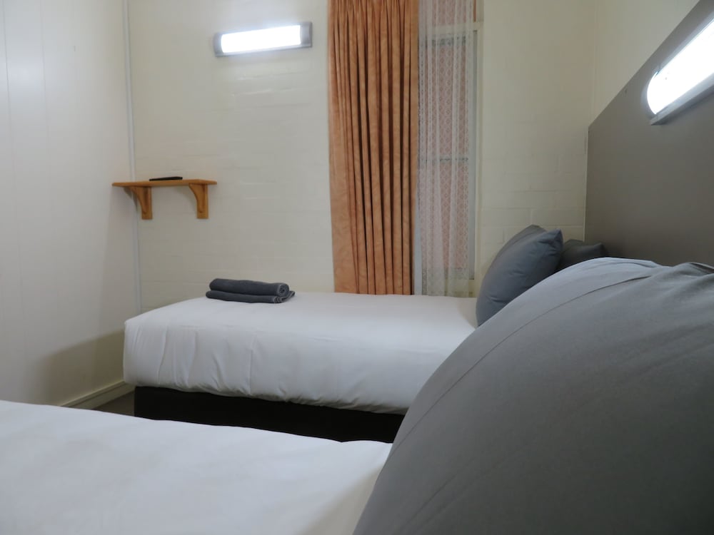 Bishops Lodge Narrandera
