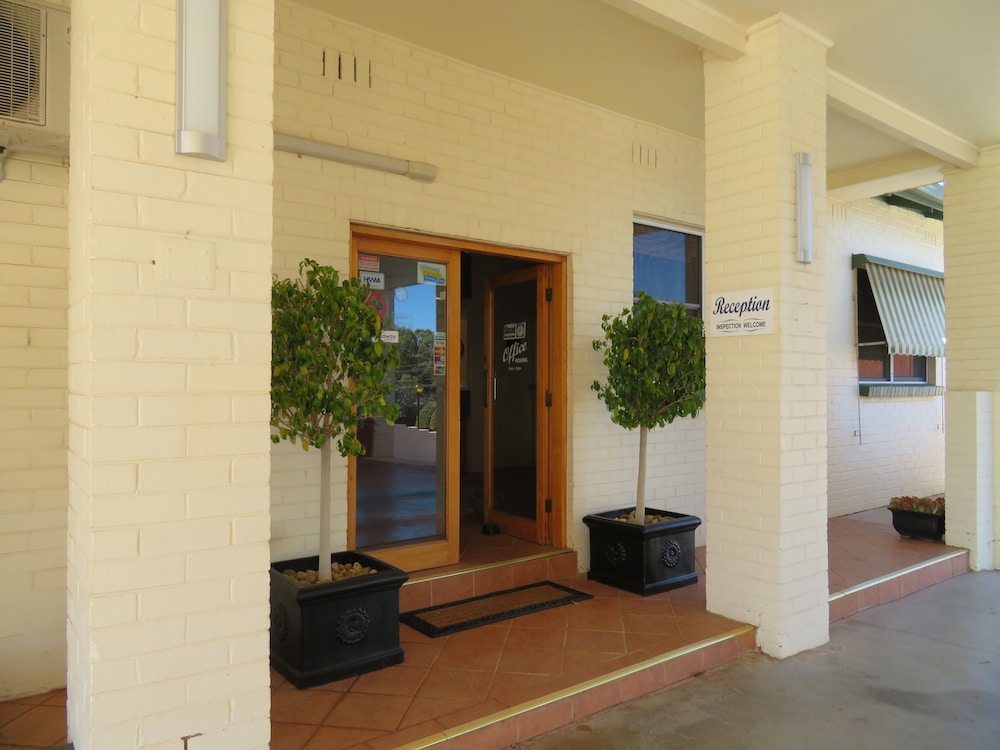 Bishops Lodge Narrandera