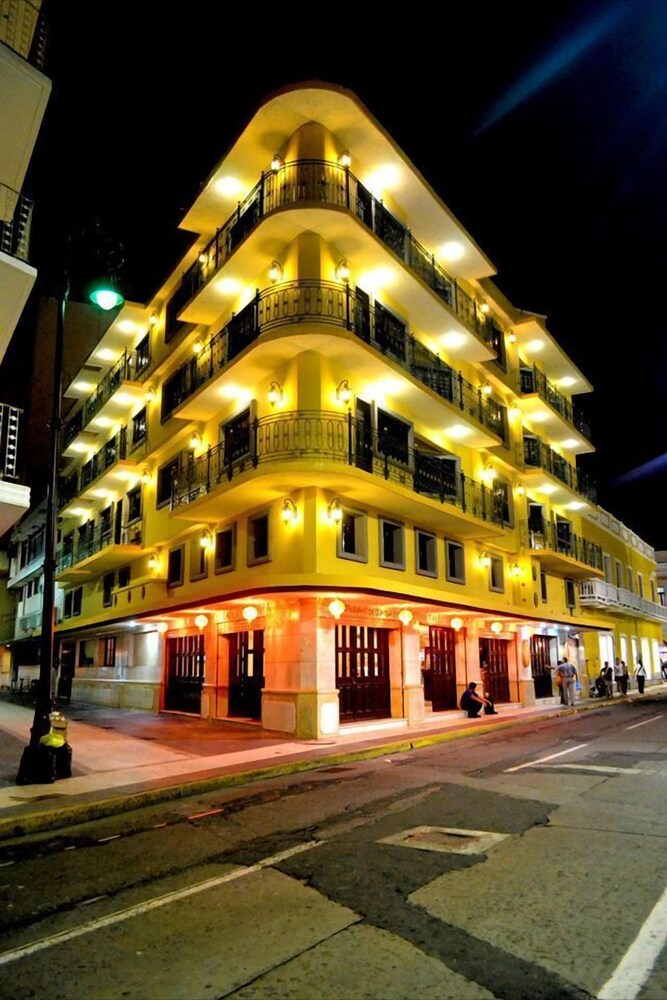 Hotel Suites San José Veracruz 2018 Reviews Booking Hotel Front Evening Night